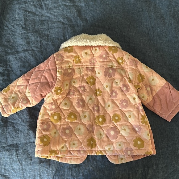 Wild Wawa Quilted jacket 12-18 months Rylee + Cru and Quincy Mae style - Picture 4 of 5